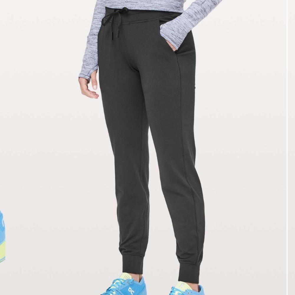 LULULEMON BLACK READY TO RULU JOGGER PANT SIZE 6 29” LENGTH RULU